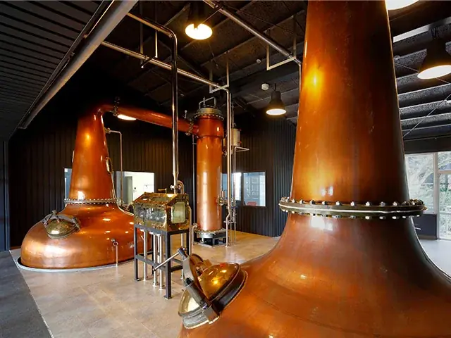 3種の原酒をブレンドした華やかな香りを愉しめる「日の丸ウイスキー クラフトカスクハイボール エレガントシェリー」数量限定発売 画像 4