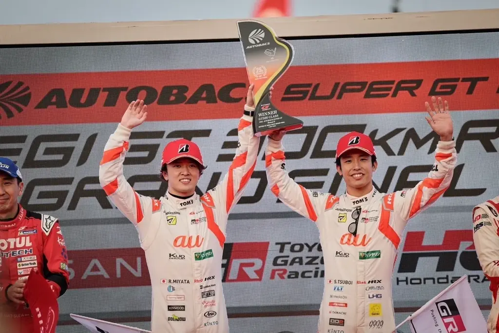 坪井翔選手が6月全日本スーパーフォーミュラで今季初勝利、英語力支援のネイティブキャンプとは