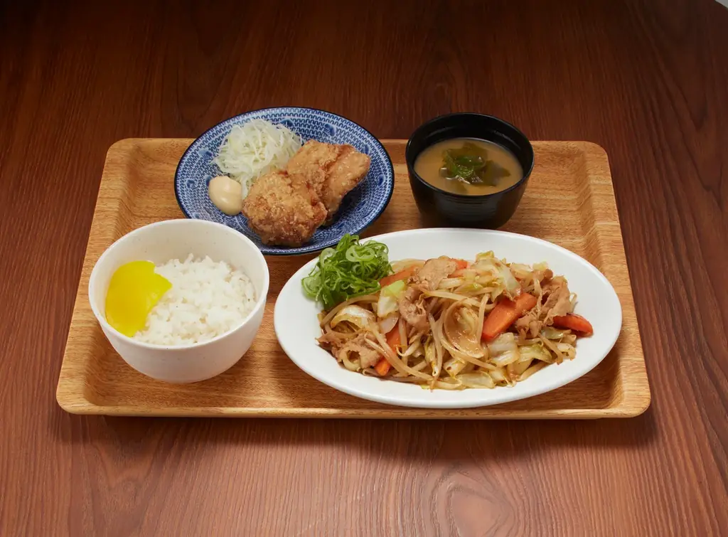 近江ちゃんぽん亭、定食はじまる。ボリューム満点の全4種！ロードサイド店限定で7月15日（火）より販売開始！ 画像 2