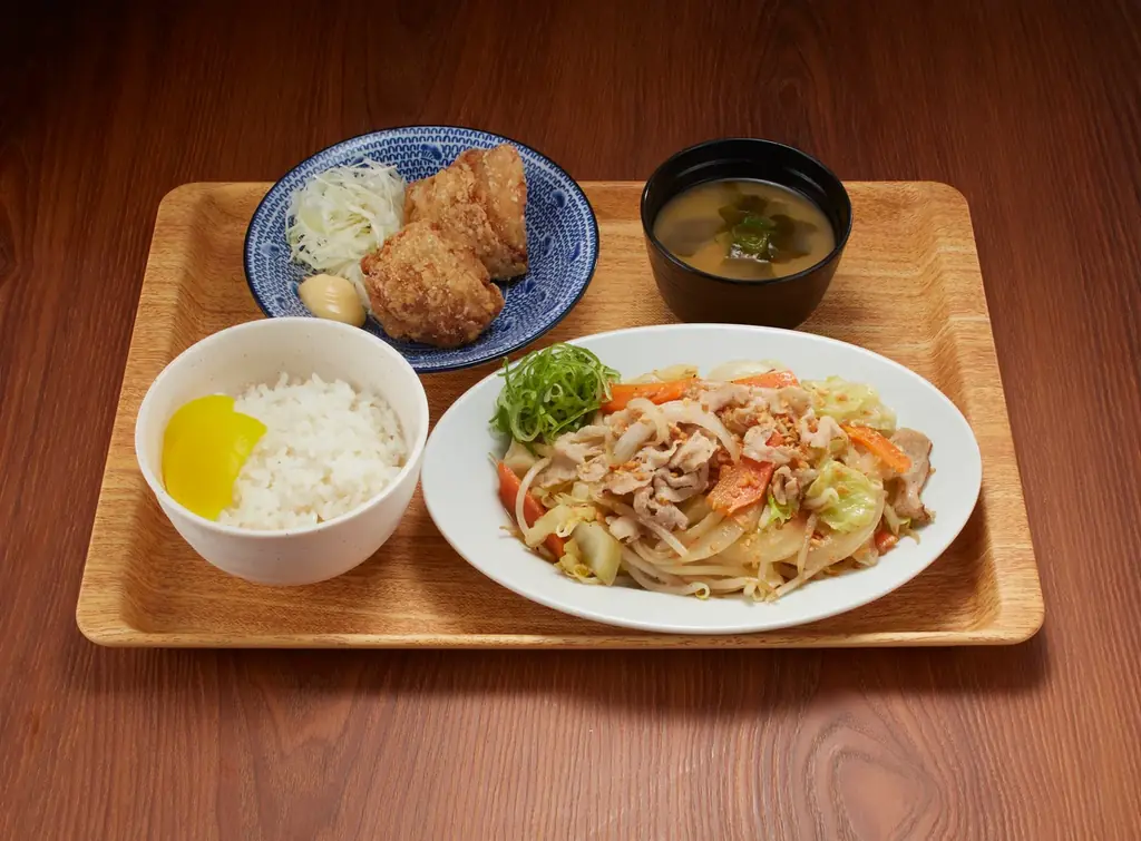 近江ちゃんぽん亭、定食はじまる。ボリューム満点の全4種！ロードサイド店限定で7月15日（火）より販売開始！ 画像 3