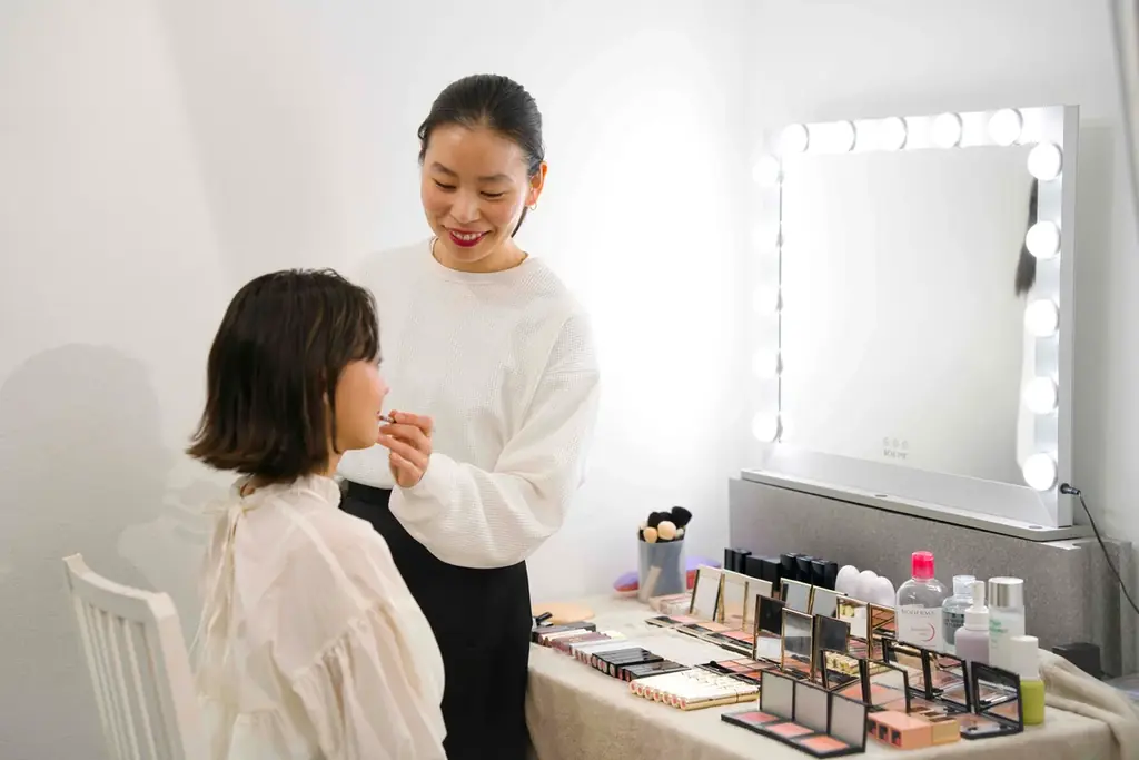 次世代型ショップ「THE [　] STORE」にパーソナル・メイクレッスン「メイクミー（Make Me）」が出店決定 画像 2