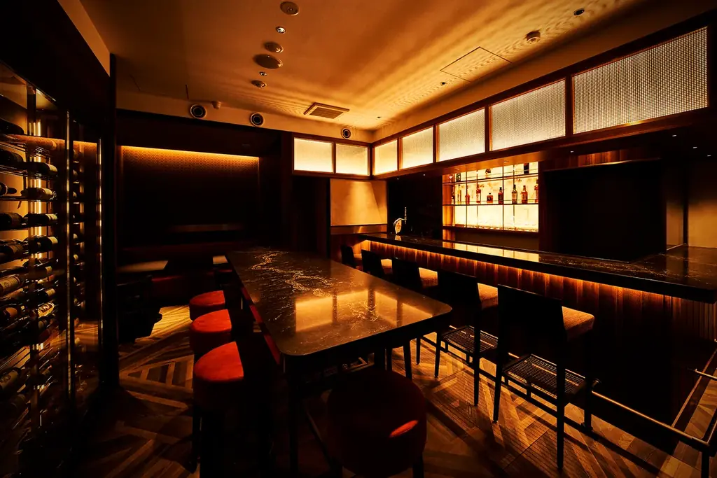 【真夏のご褒美は1日8名限定】北新地 Cafe&Bar KARIN×un treize 夏季限定「サマーフルーツアフタヌーンティー」 画像 6