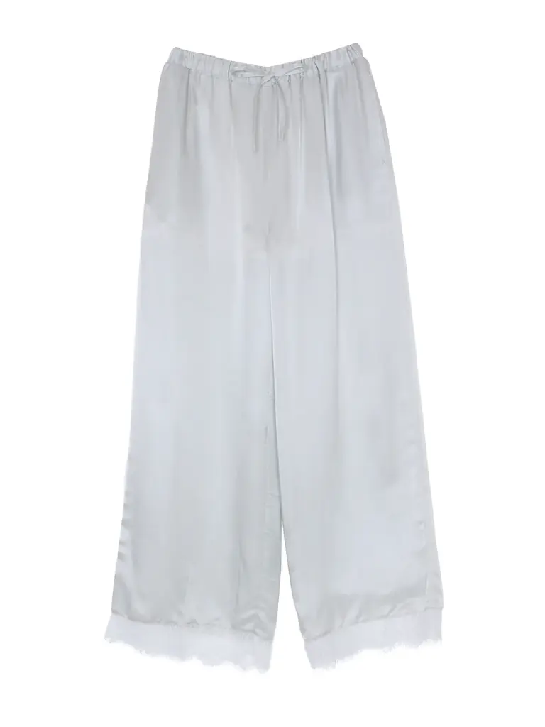 「dazzlin(ダズリン)」モデル、美容系クリエイターの吉田朱里さんとの共同開発をした “コスメティックウェア”を発表 画像 8