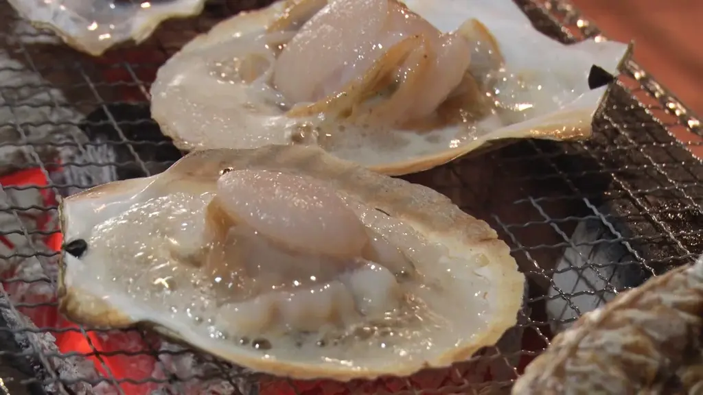 【ＢＳ日テレ】長野博 三陸グルメを食す！超絶食リポに友近＆礼二悶絶「後でスタッフがやるのに～！」 画像 4