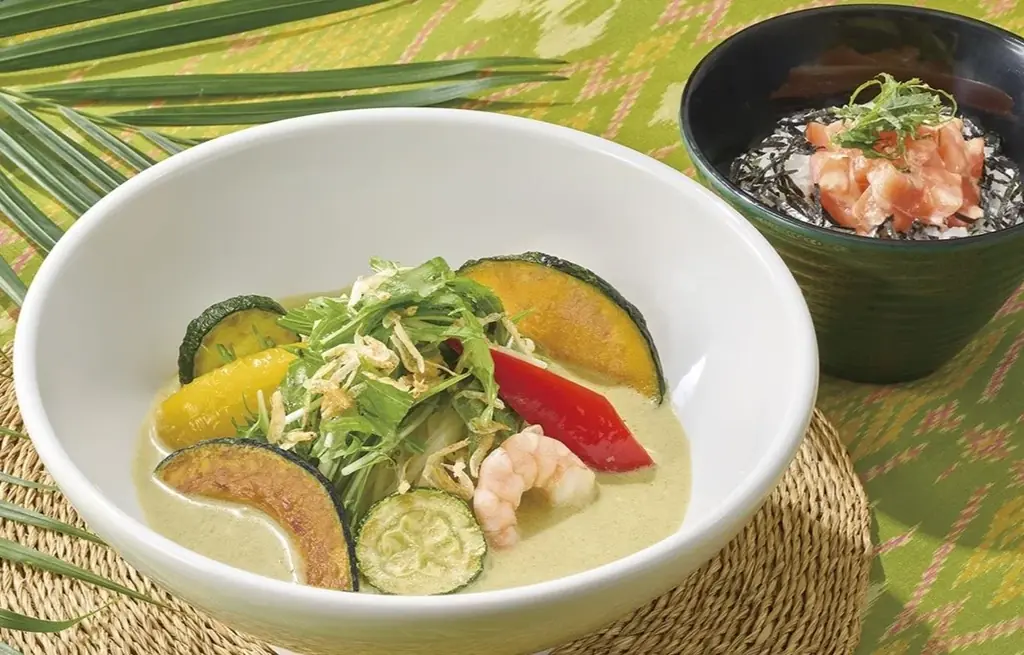 【ジョナサン】夏の食欲を刺激する!“個性派カレー4種”が集結 ~昨夏大好評「本格レッドカレー」が待望の復活!~ 画像 5