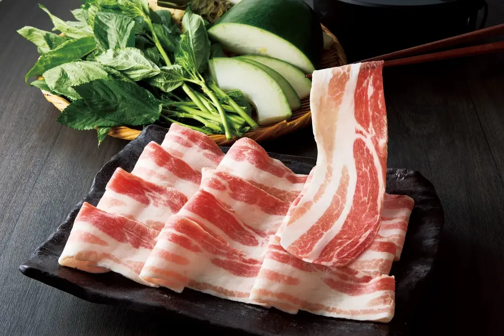 【しゃぶしゃぶ温野菜】夏限定の食べ放題メニューが10%OFF!極み“とろろお”で楽しむ『夏野菜と厳選五種の旨みだし 山形恵み豚しゃぶ』 画像 4