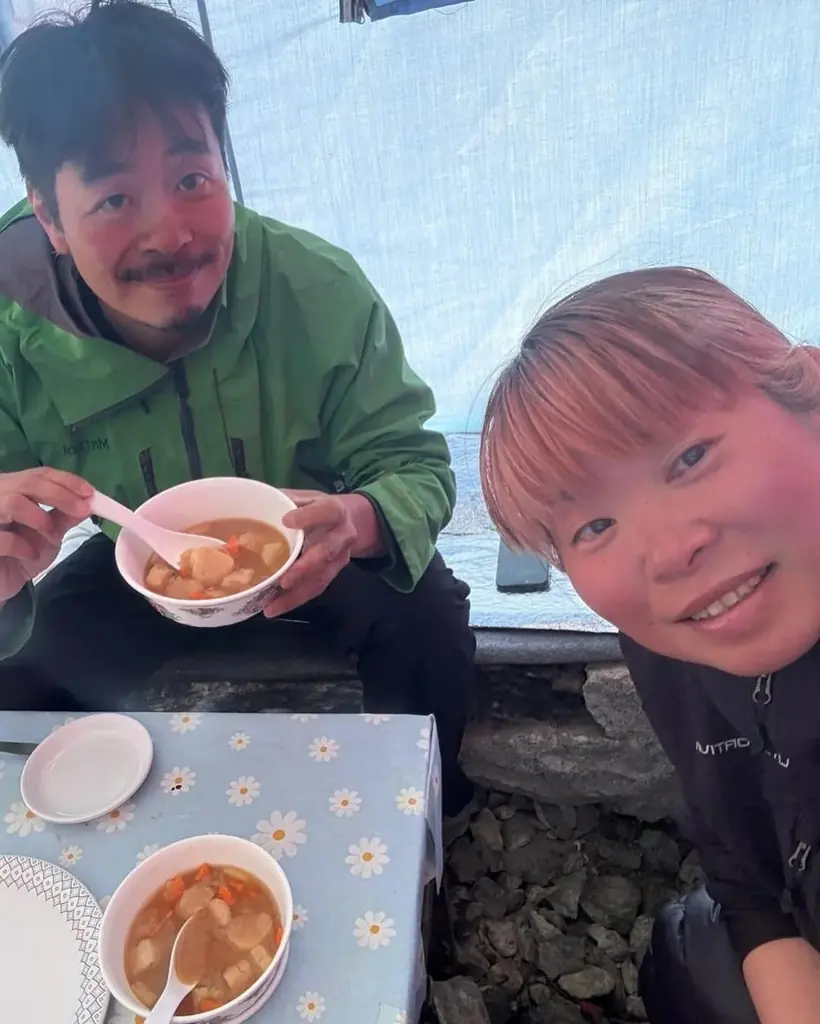 TCB中園医師が”久留米市民初のエベレスト登頂成功”を橋本副市長へご報告。久留米市の子ども達にチャレンジの精神を伝えてまいります。 画像 10