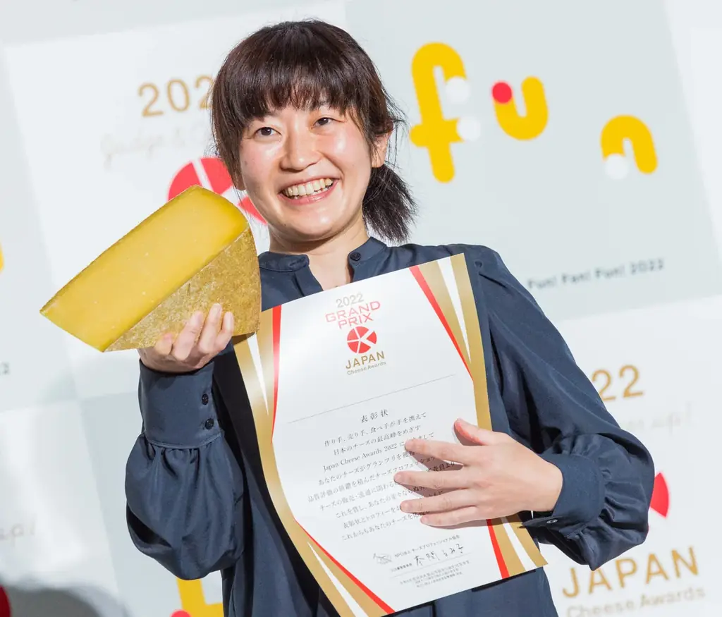“白いバターのいとこ” 北海道限定で登場!「北海道バターのいとこ」 画像 2