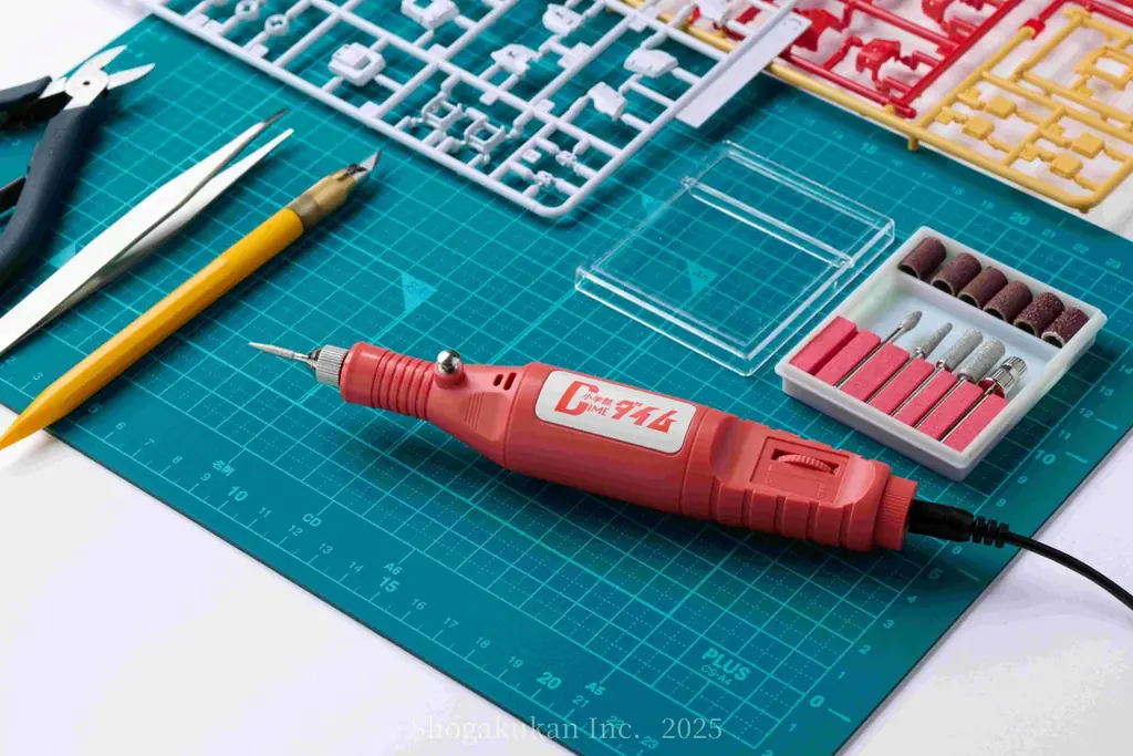 2025年7月16日発売！DIMEでガンプラ45周年特集とUSBリューター付録