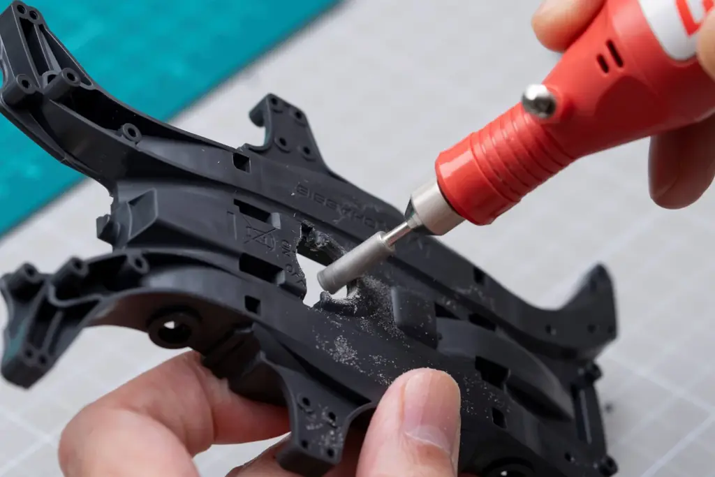 DIME最新号は45周年を迎えたガンプラを大特集！　“赤い” USBリューターが特別付録に！！ 画像 9