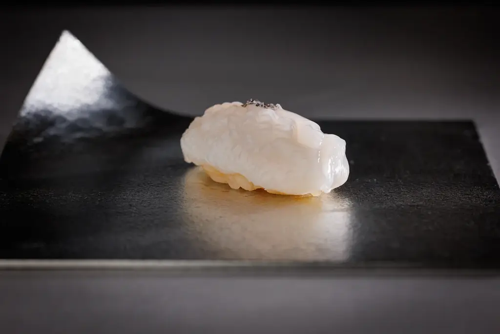 【1日12名様完全予約制/限定開催】新橋に”回らない止まらない”寿司屋が誕生！一貫一貫魂込めて握る本格江戸前赤酢寿司を原価相当で提供！ 画像 8