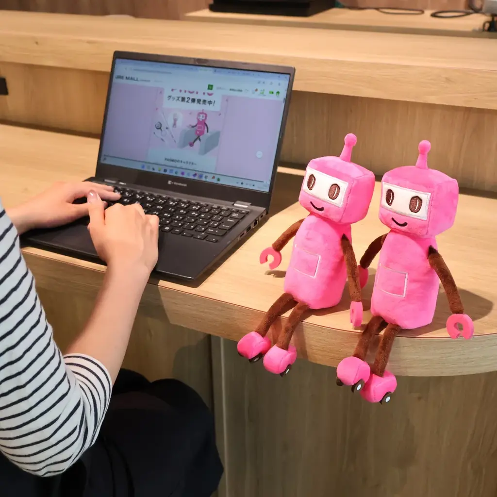 2025年7月18日発売！PASMOロボットの癒し系ぬいぐるみ登場