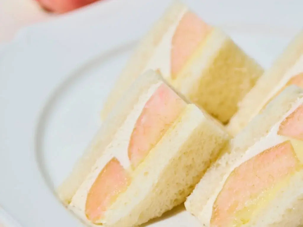 フタバフルーツパーラー新宿店・川崎店で、旬の桃を使用した期間限定スイーツの販売を開始！ 画像 4