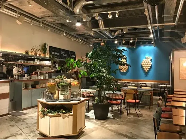 フタバフルーツパーラー新宿店・川崎店で、旬の桃を使用した期間限定スイーツの販売を開始！ 画像 8