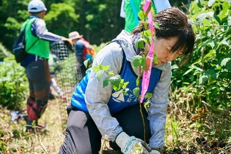 人や街と共生・共創し「未来へつなごう」セブン‐イレブン記念財団による第10回「霧多布セブンの森」活動を6月28日（土）に実施しました 画像 7