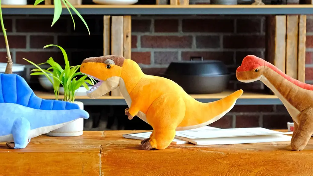 可愛さと恐竜の魅力をぎゅっと詰め込んだ新シリーズ「ダイナソー スタッフドモデル」ぬいぐるみ5種が新登場！ 画像 3
