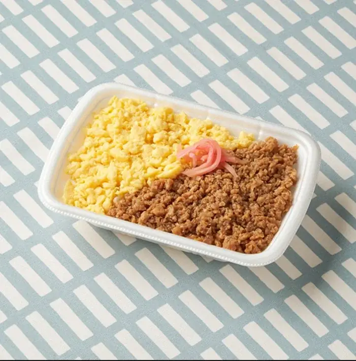 【関西地方限定】一般社団法人大阪外食産業協会コラボ第2弾！ねぎ焼発祥の店「ねぎ焼やまもと」監修 ねぎ焼（牛すじこんにゃく）など関西の有名店コラボ商品5種類を7月22日（火）より順次発売！ 画像 3