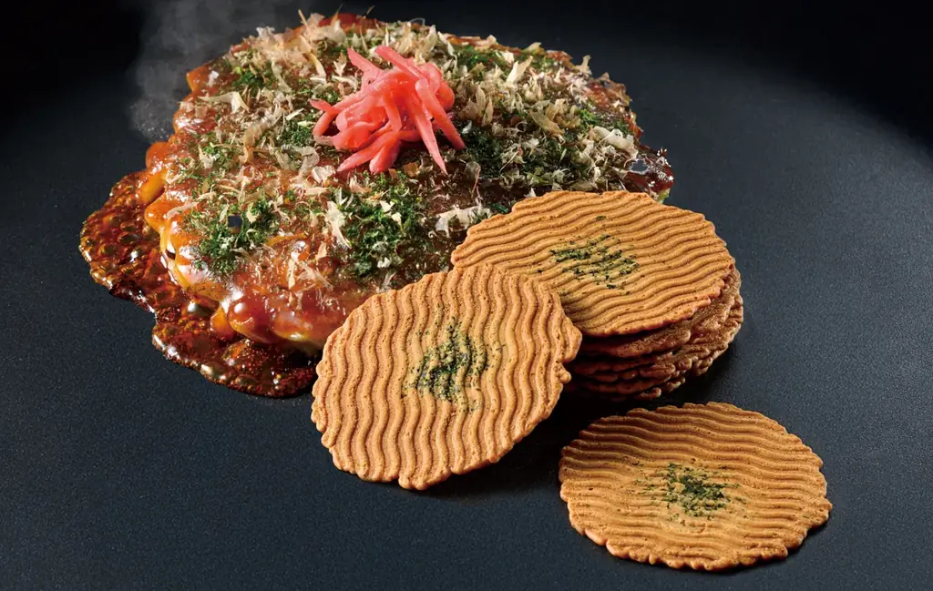 【2025大阪・関西万博】「EXPO2025 ミャクミャク お好み焼き なにわの味せんべい」が新大阪駅等に初登場！ 画像 2