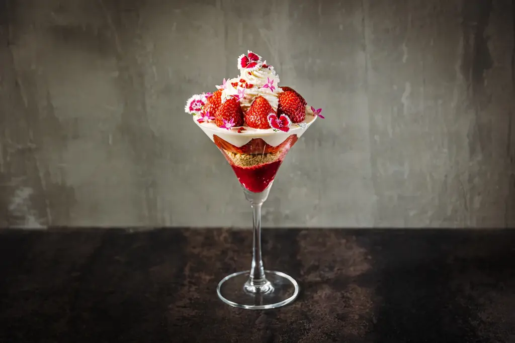 完全会員制パフェバー「Remake easy」、7/7(月)にオープンした新店舗「Remake easy博多天神」が8月の新規会員募集を7/18(金)~31(木)の期間、抽選にて受付。 画像 7