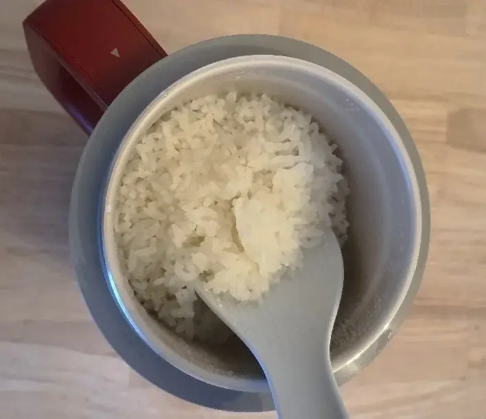 【炊飯器機能を使った1合の炊き方】浸水時間や水の量でおいしさが変わるからベストな炊き方を紹介! 画像 9