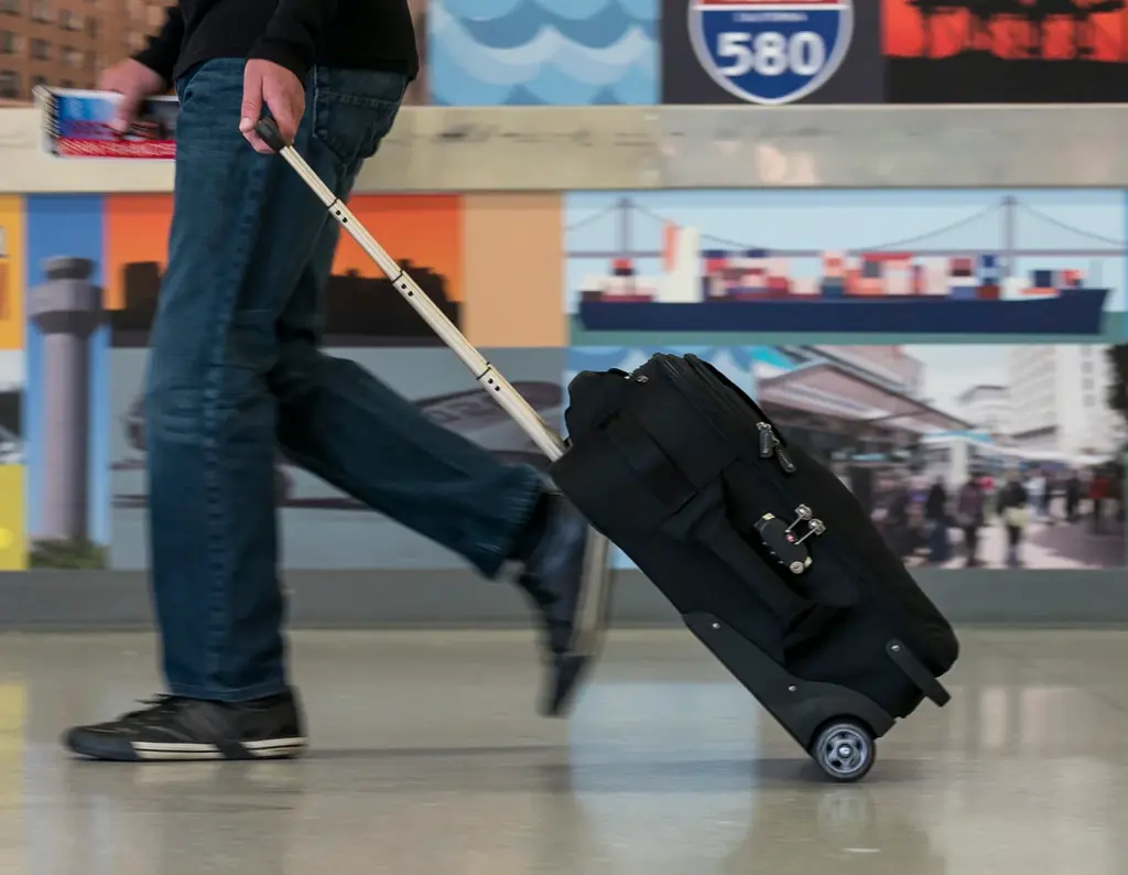 【シンクタンクフォト】フォトグラファーとともに歩んだ20年 。セルフメンテナンスで安心して長く使える！交換用ローラープレゼントキャンペーンのご案内 画像 2