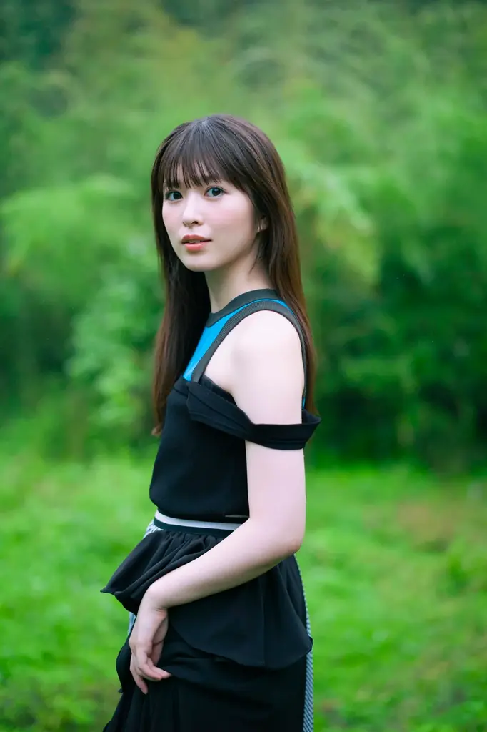 「B.L.T.9月号」は乃木坂46・川﨑桜が約3年ぶりに表紙にカムバック! さらに、小川彩、林瑠奈も登場。3人が織りなす、美しい夏の短編集。 画像 5