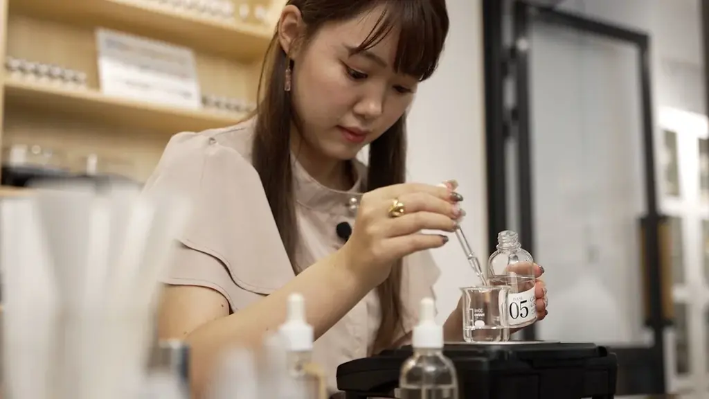 Momoka × 金熊香水 共同開発 山梨の香りを纏う『Eau De Yamanashi』シリーズ、第一弾「Living Water ~山梨の湧水~」発売開始! 画像 5