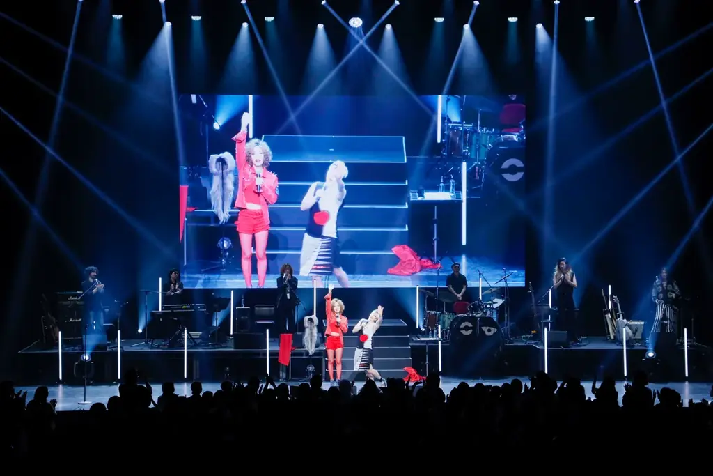 ジョン・キャメロン・ミッチェル『ミッドナイト・レディオ ザ・ヒストリー・オブ・ヘドウィグ』開幕！！ 画像 10