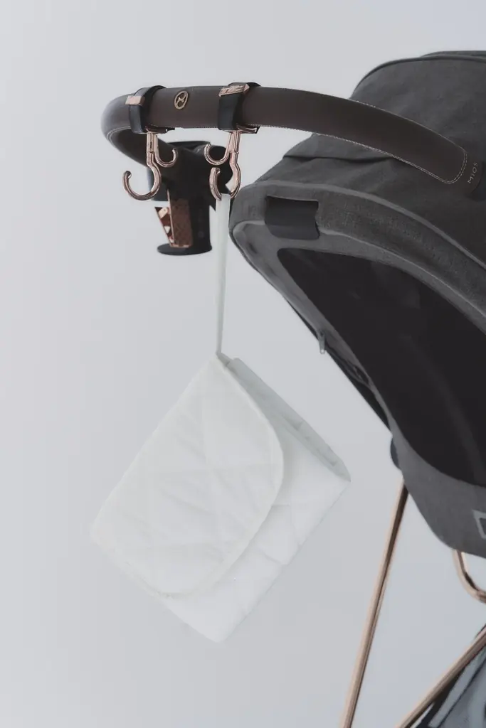 ママの使いやすい！が詰まった多機能マザーズバッグが登場。日常の忙しさに応えるために設計された多機能トート・AMELIE 3-WAY キルティングマザーズバッグ 画像 6