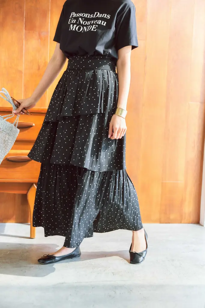 『組曲』がスタイリスト・入江未悠さんと初コラボ　シーズンレスに活躍する、着回し力抜群のブラウス＆スカートを7月25日（金）発売 画像 7