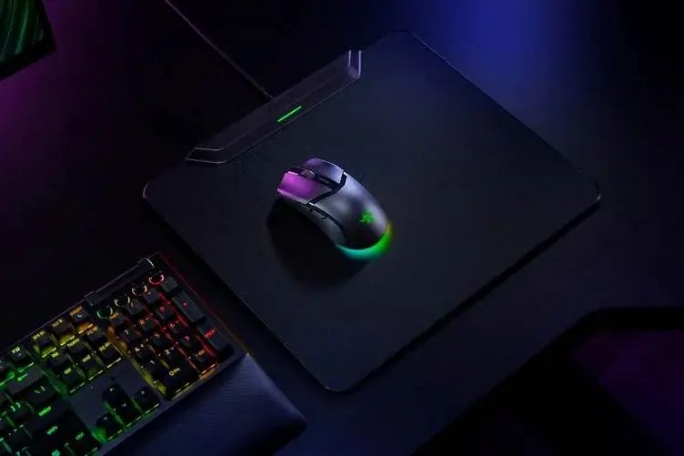 【RAZER】軽量・高性能。右利きゲーマー専用「Razer Cobra HyperSpeed」で次世代ゲーミング体験を ― 2025年7月23日(水)予約開始。 画像 3