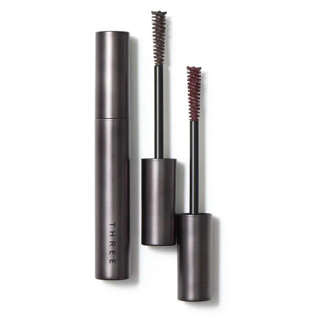 THREEから、「不調和の美学」を色と輝きで表現した2025 Autumn Makeup Collection発売！ 画像 6