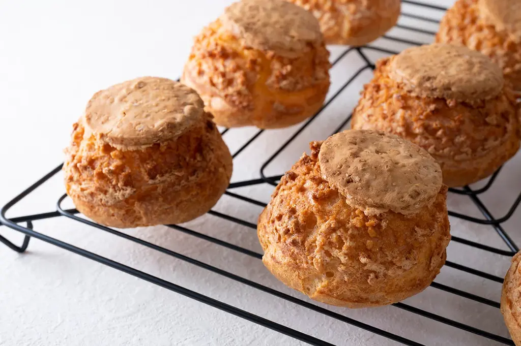 【椿屋珈琲・ダッキーダック】愛くるしい「チョコミントのパンダシュークリーム」を新発売 画像 4