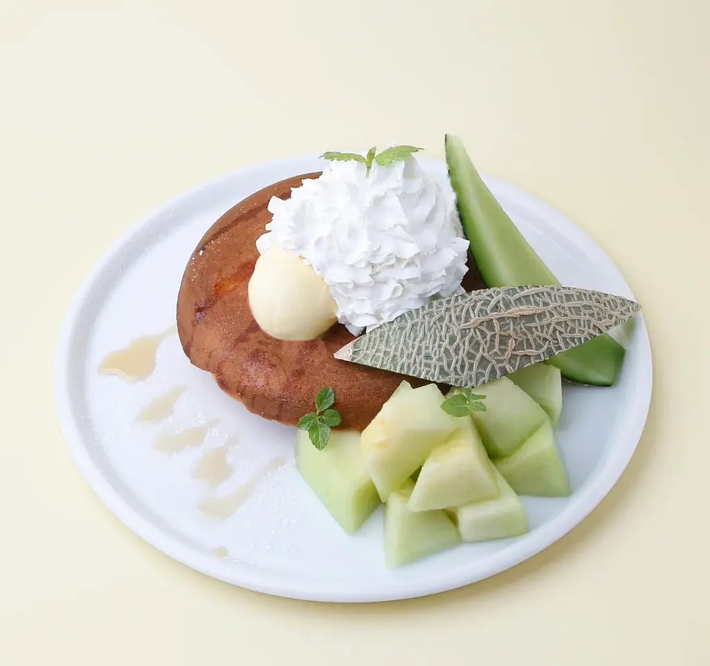 期間限定9日間! 神奈川県三浦市、丸次農園の木村親子が作るメロンを、新宿髙島屋レストランズ パークの21店で7/26(土)～8/3(日)の間、各店のメロンメニューにてお楽しみいただけます。 画像 14