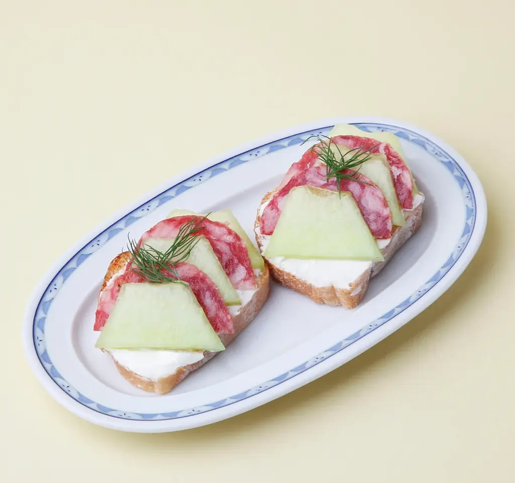 期間限定9日間! 神奈川県三浦市、丸次農園の木村親子が作るメロンを、新宿髙島屋レストランズ パークの21店で7/26(土)～8/3(日)の間、各店のメロンメニューにてお楽しみいただけます。 画像 19