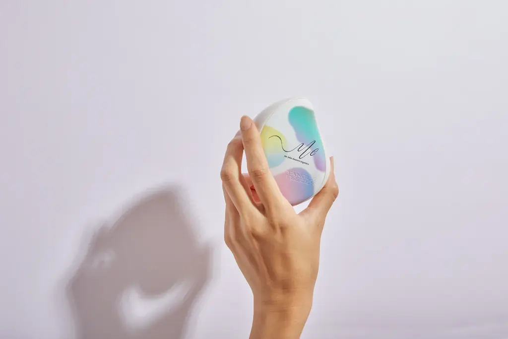2025.8.1 debut me john masters organics × TANGLE TEEZER 毎日にときめく美しさを提案する２つのブランドのコラボが実現 画像 2
