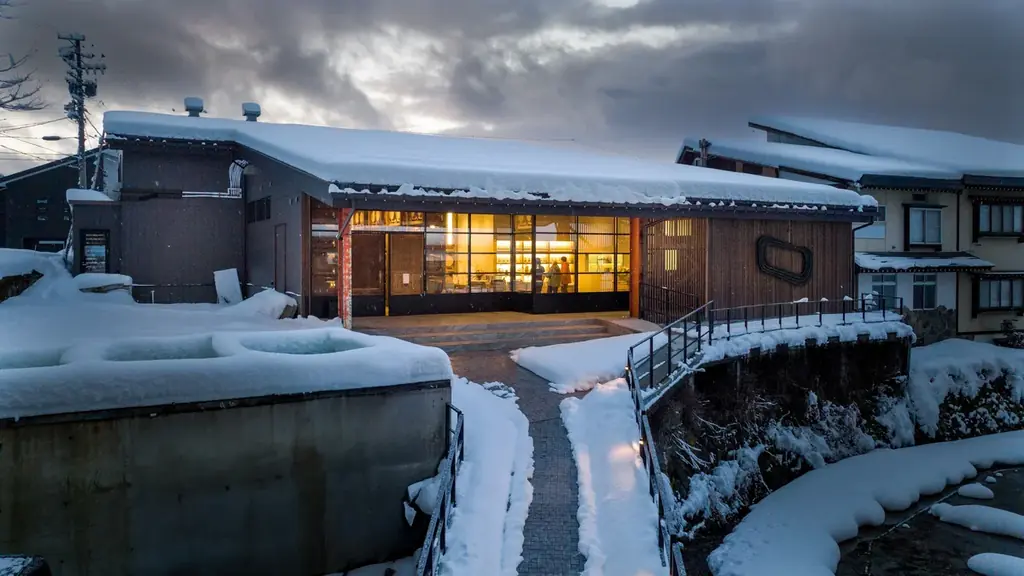 禁断の酒”アブサン”再販決定！マッドサイエンティストの研究結果のご報告。 画像 4