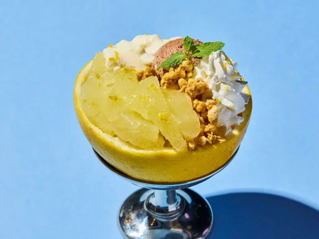 【真夏に文旦を食べられる!?】フタバフルーツパーラー新宿店で、本来は冬が旬の「土佐文旦」を”生果”で夏に味わえるスイーツを数量限定で販売！ 画像 2