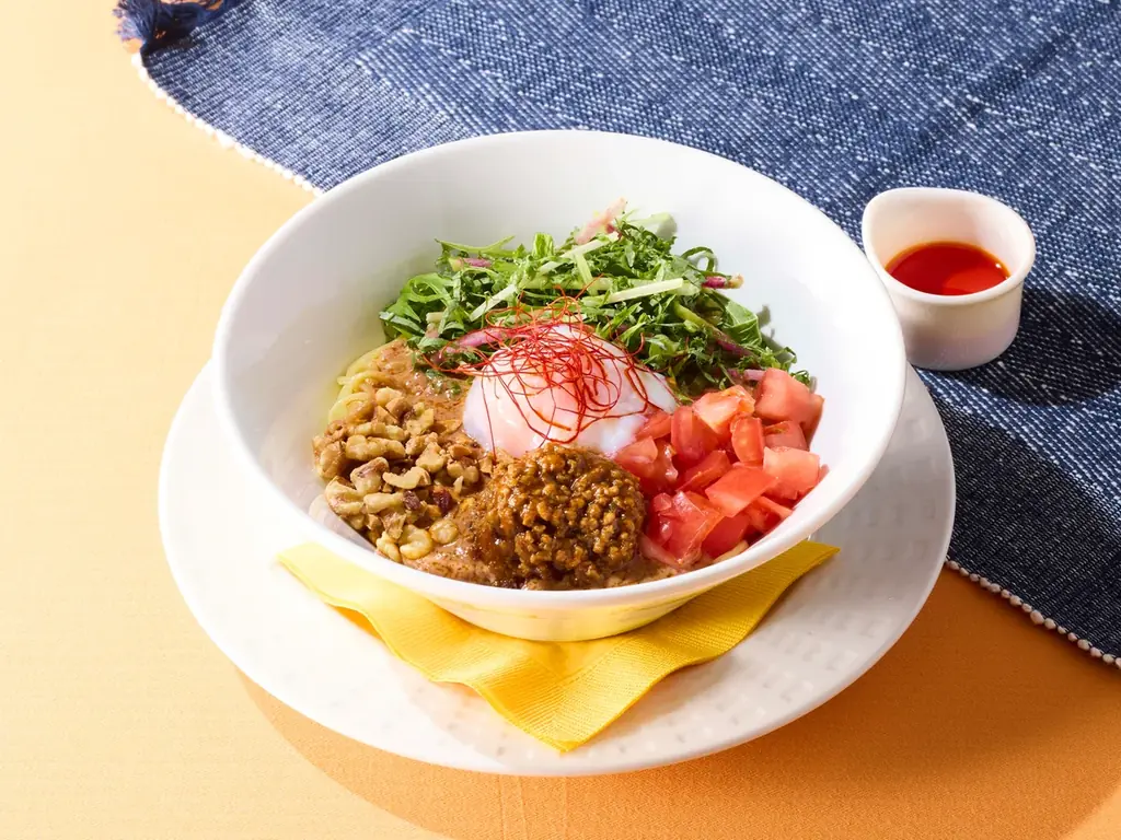 【ココス】胡麻香る冷やし担々麺が登場！夏の定番、冷やし中華も！ココスが「今月のグルメ～8月～」を開催！ 画像 2