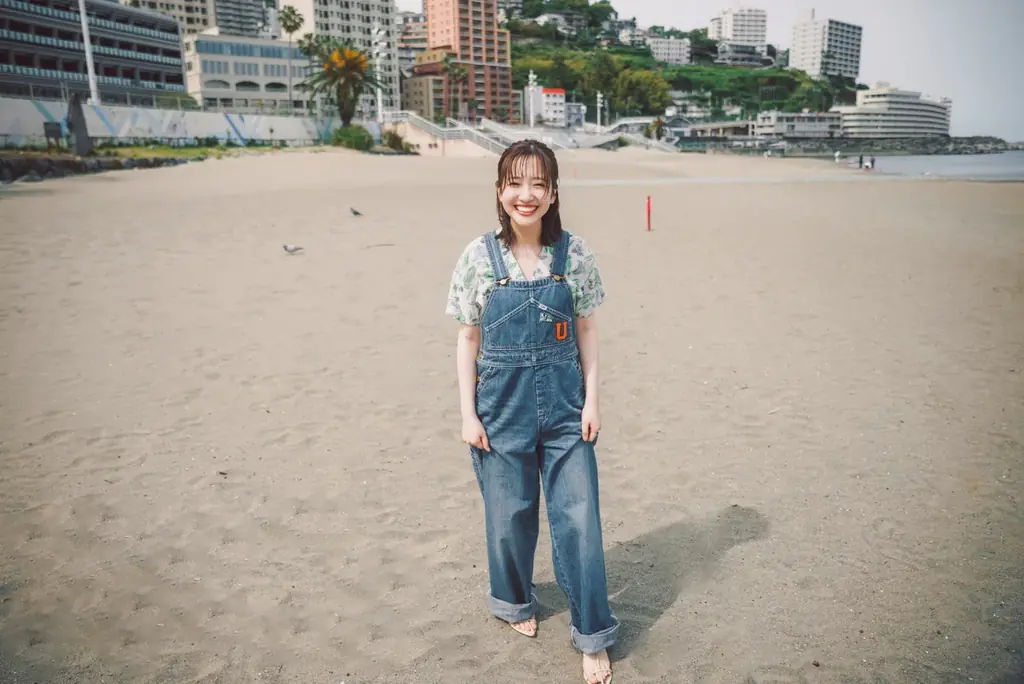 「THE TIME,」のナンゴちゃんとふらっと熱海旅。TBS南後杏子アナウンサーがB.L.T.9月号グラビア企画に登場! 画像 3