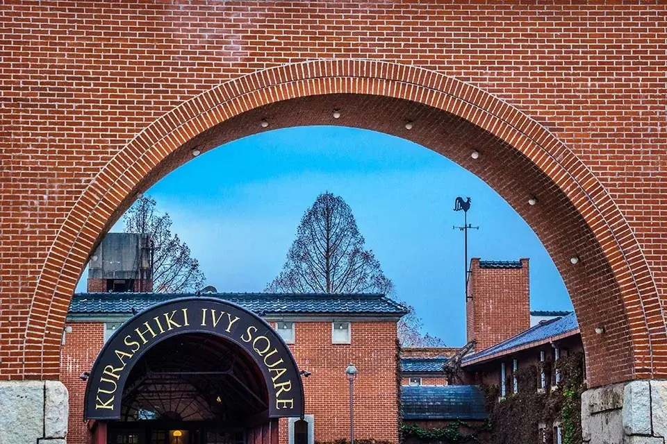 老舗デニムファクトリー青木被服がVOLVOトラックをデニムで制作! 内外装を岡山デニムで手がけた異業種コラボのコンセプトVOLVOトラック「BLUE BLOOD (ブルーブラッド)」が完成! 画像 10