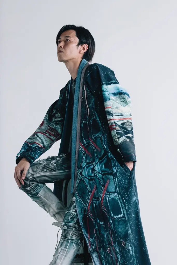 老舗デニムファクトリー青木被服がVOLVOトラックをデニムで制作! 内外装を岡山デニムで手がけた異業種コラボのコンセプトVOLVOトラック「BLUE BLOOD (ブルーブラッド)」が完成! 画像 12