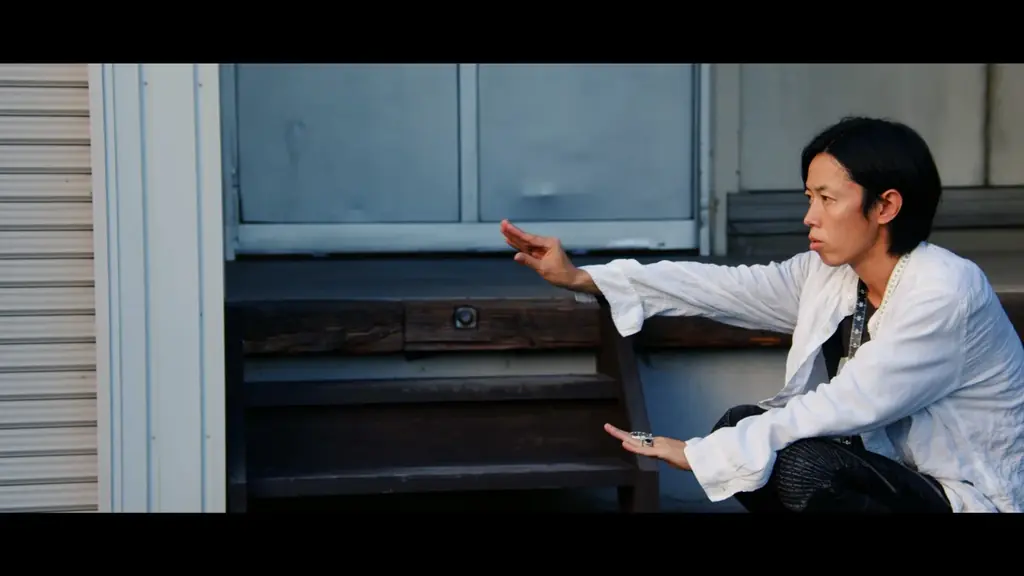 老舗デニムファクトリー青木被服がVOLVOトラックをデニムで制作! 内外装を岡山デニムで手がけた異業種コラボのコンセプトVOLVOトラック「BLUE BLOOD (ブルーブラッド)」が完成! 画像 3