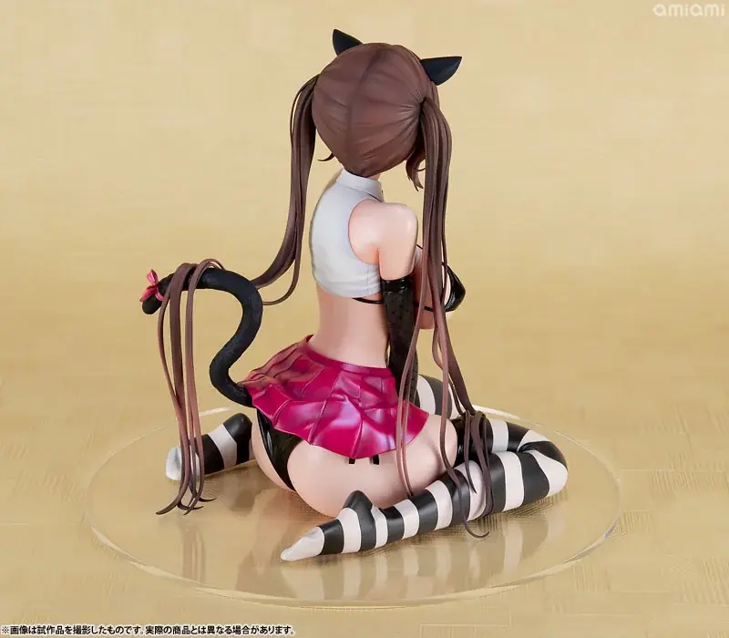 メガネ越しの瞳にキュン！人気イラストレーター魔太郎先生が描いた『いたずら猫-miumiu-』が立体化。 画像 16