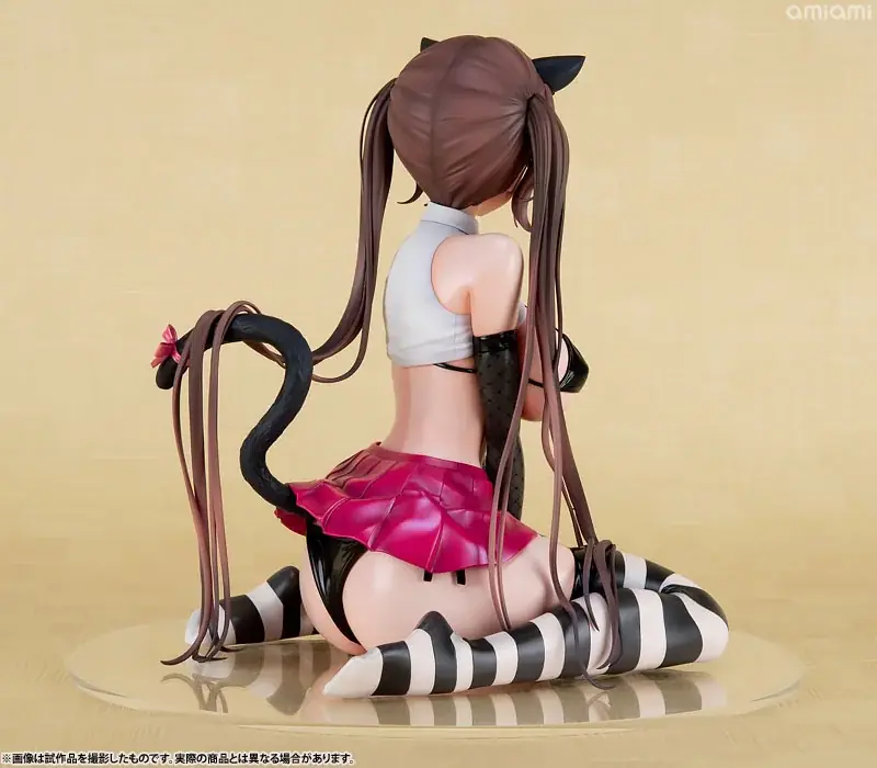メガネ越しの瞳にキュン！人気イラストレーター魔太郎先生が描いた『いたずら猫-miumiu-』が立体化。 画像 9