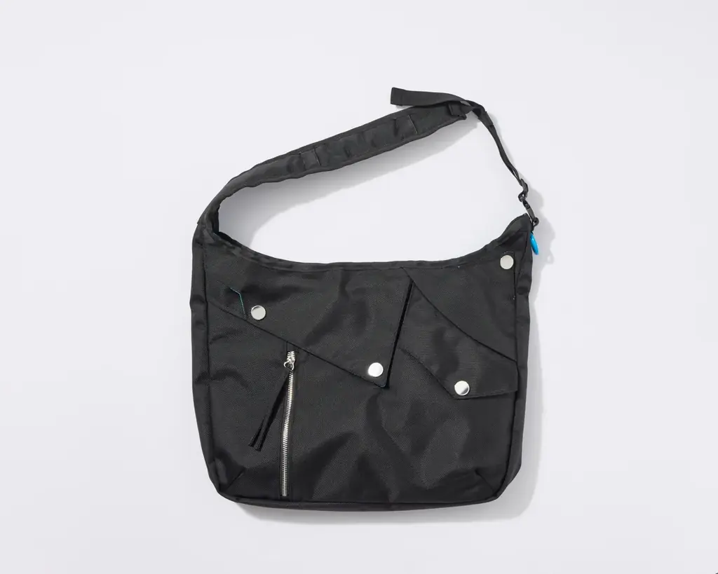 SYUMAN.バッグ新発売