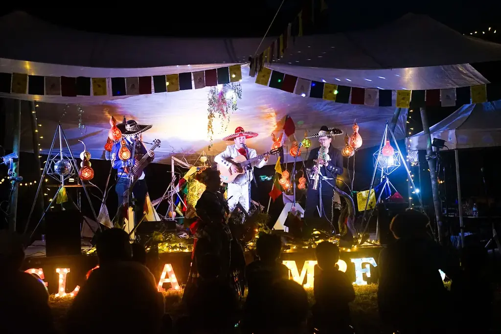富士山の麓でハロウィン！世界を旅する、異文化「キャンプフェス」 10月開催決定 画像 8