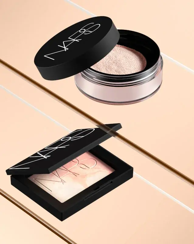 「ライトリフレクティング プリズマティックパウダー」に、太陽からインスピレーションをうけた温かな光のある新シェードが数量限定で登場！本日7月25日予約開始 画像 2