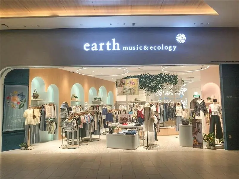 earth music&ecologyが7月26日にマレーシア初出店、ららぽーとBBCCに新店舗オープン