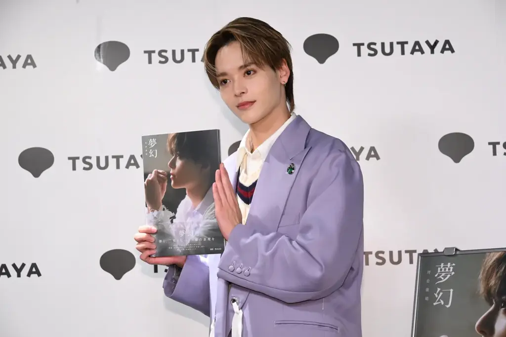 坪倉康晴が初の写真集を発売！「役者人生で歩んできたすべてが詰まっている」 画像 2